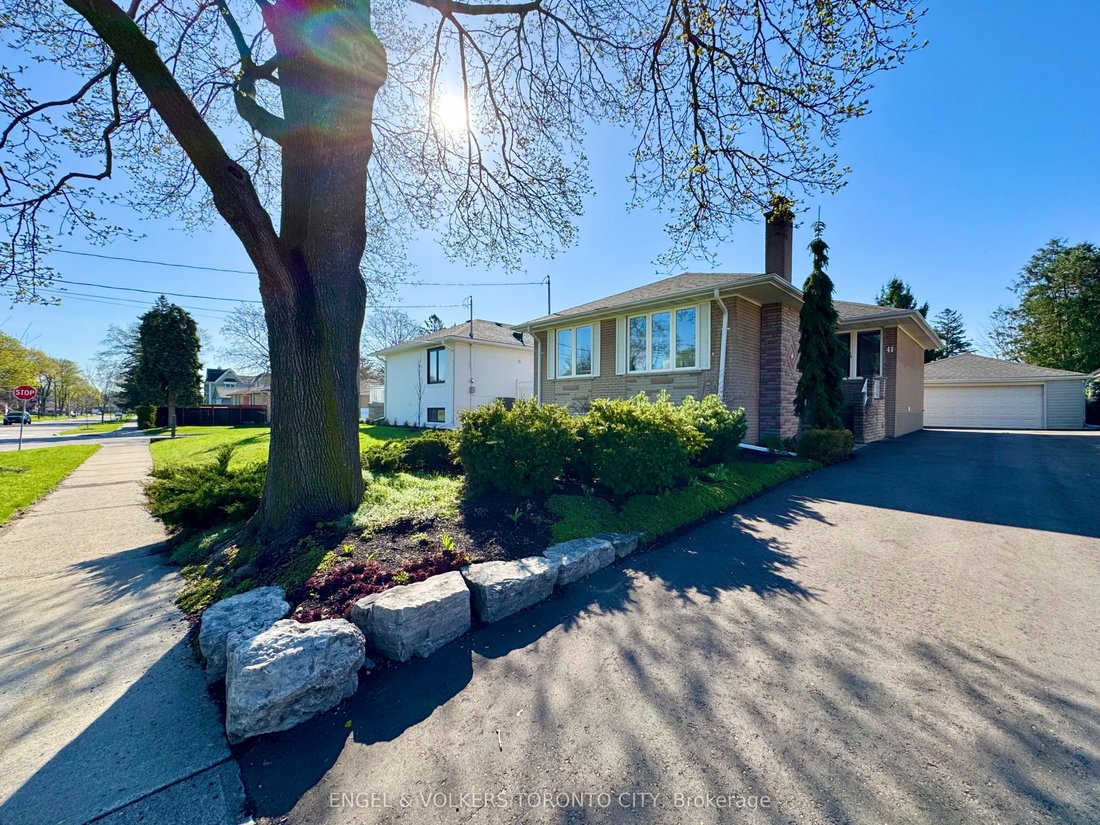 House in Toronto, Ontario, Canada 3 - 18096363