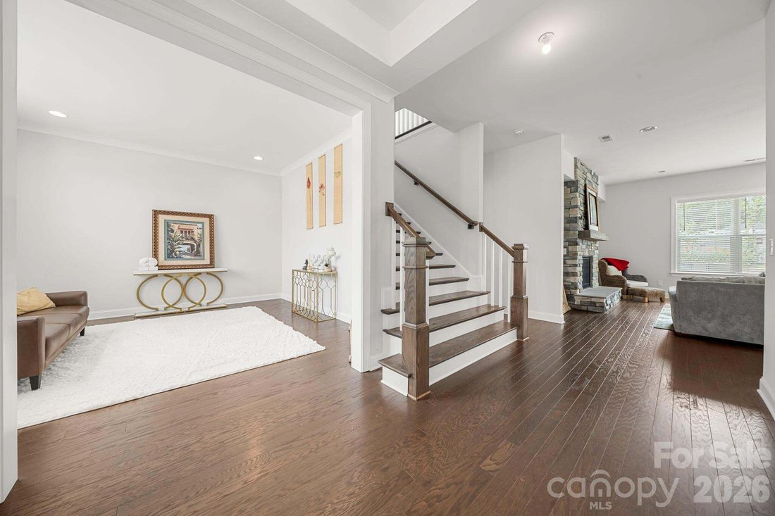 House in Matthews, North Carolina, United States 5 - 18090875