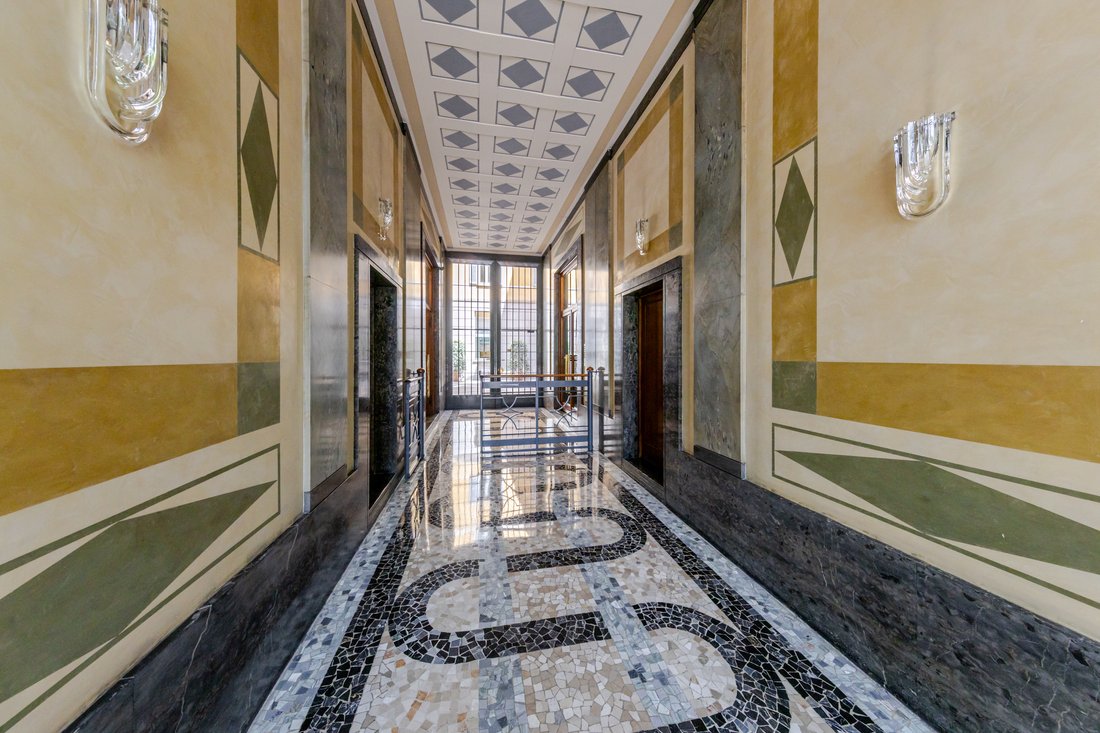 Apartment in Historic Center, Milan, Lombardy 1 - 18090873