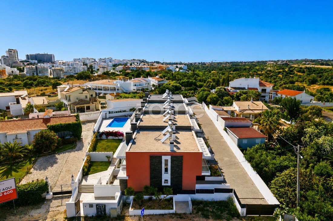 House in Olhos de Agua, Algarve, Portugal 4 - 18097080