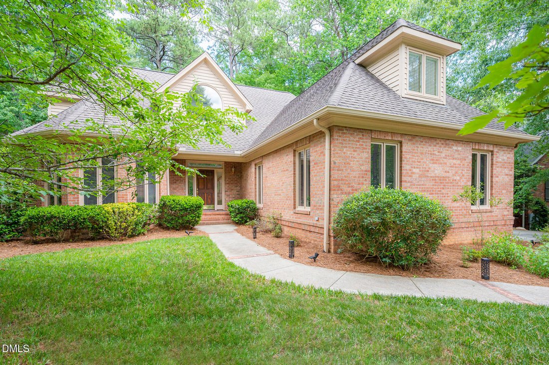 House in Chapel Hill, North Carolina, United States 1 - 18098360