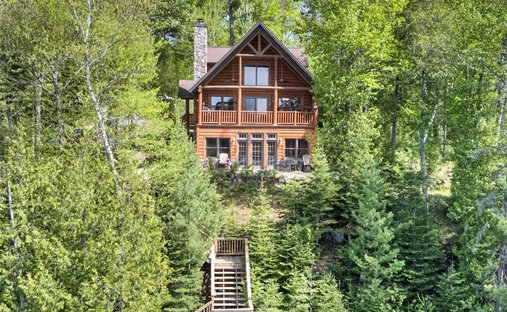 House in Michigamme Township, Michigan, United States 1