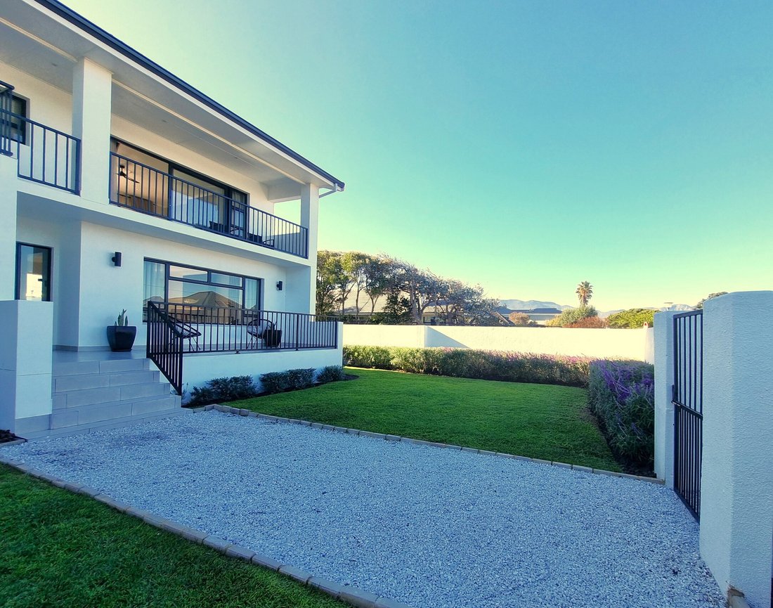 House in Hermanus, Western Cape, South Africa 4 - 18096790