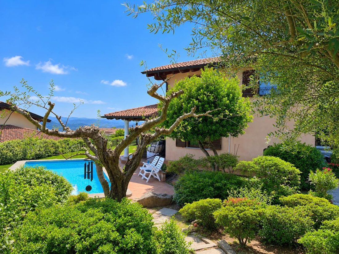 Villa in Meina, Piedmont, Italy 1 - 18076753