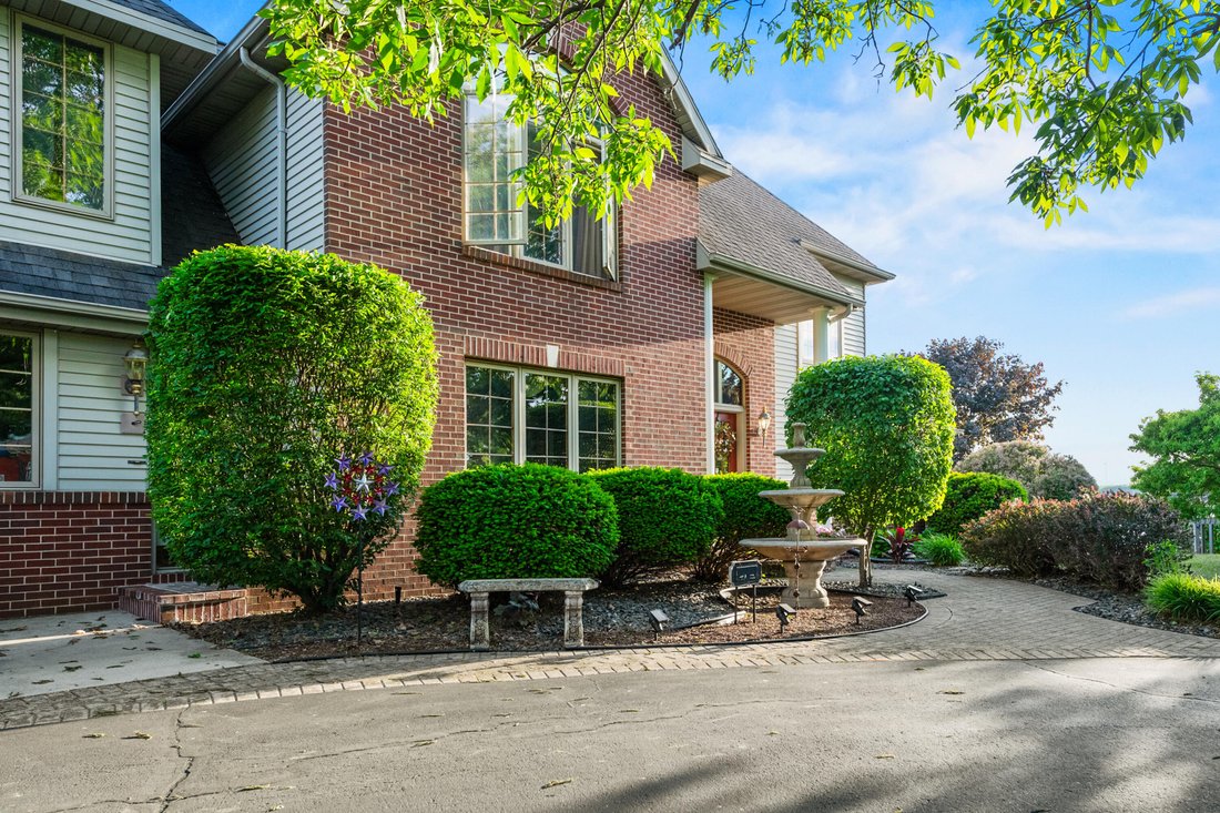 House in Saint Cloud, Wisconsin, United States 5 - 18024857