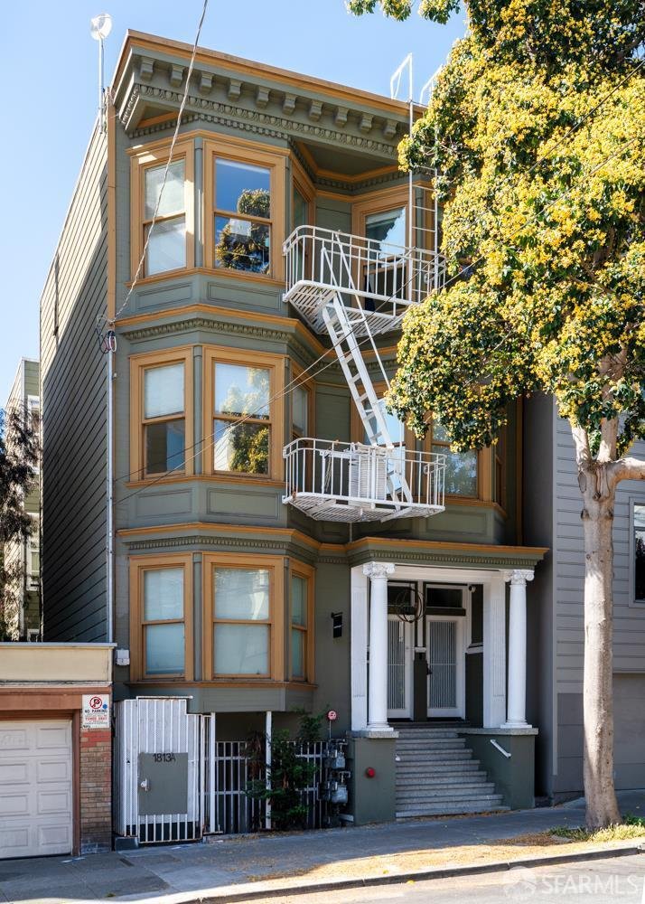 San Francisco, California, United States 2 - 18091056