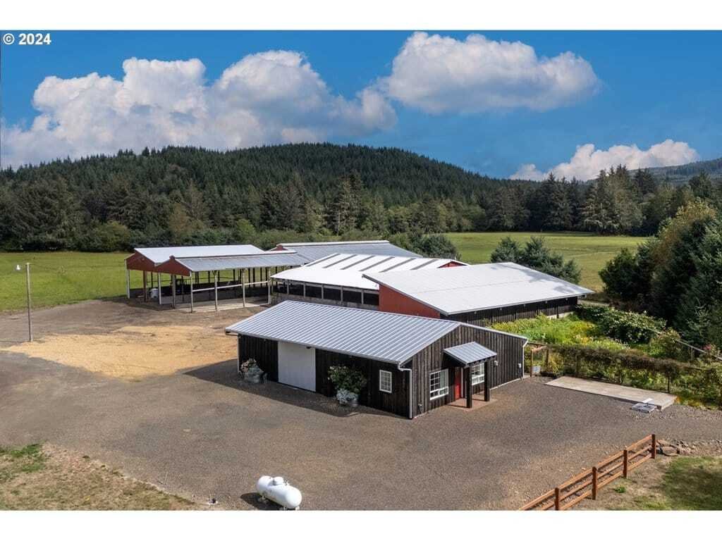 House in Tillamook, Oregon, United States 1 - 18095236