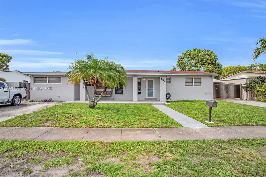 House in Miami Lakes, Florida, United States 1 - 18098625