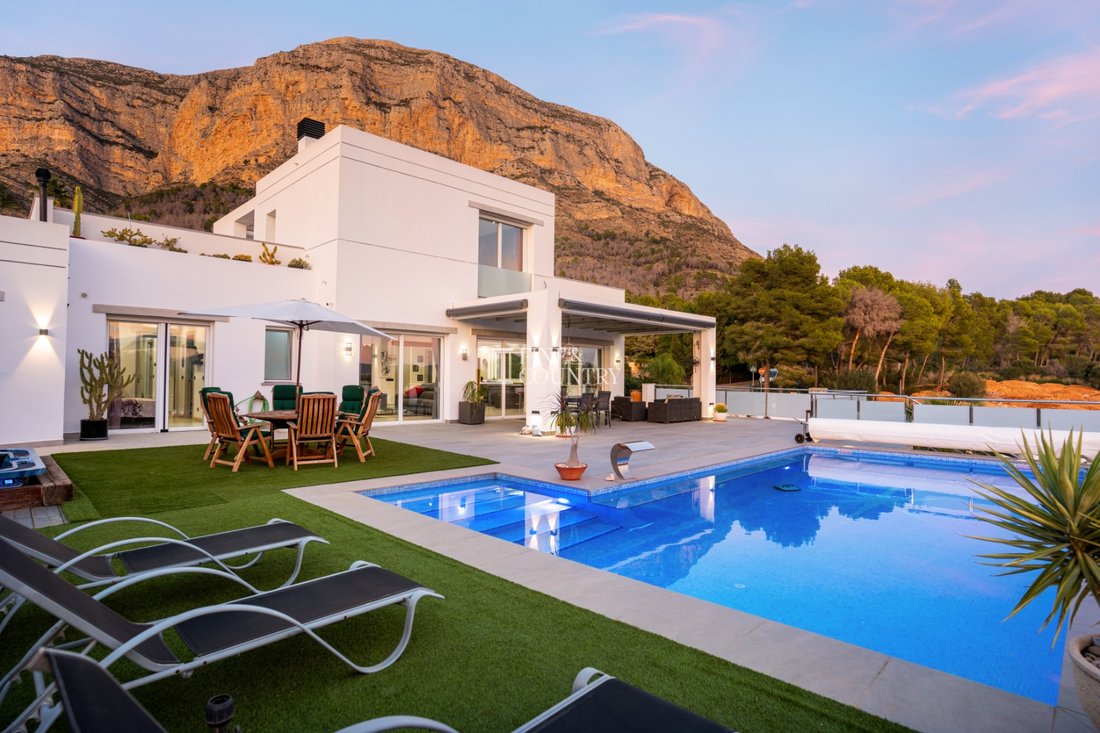 Villa in Xabia / Javea, Valencian Community, Spain 2 - 18092798