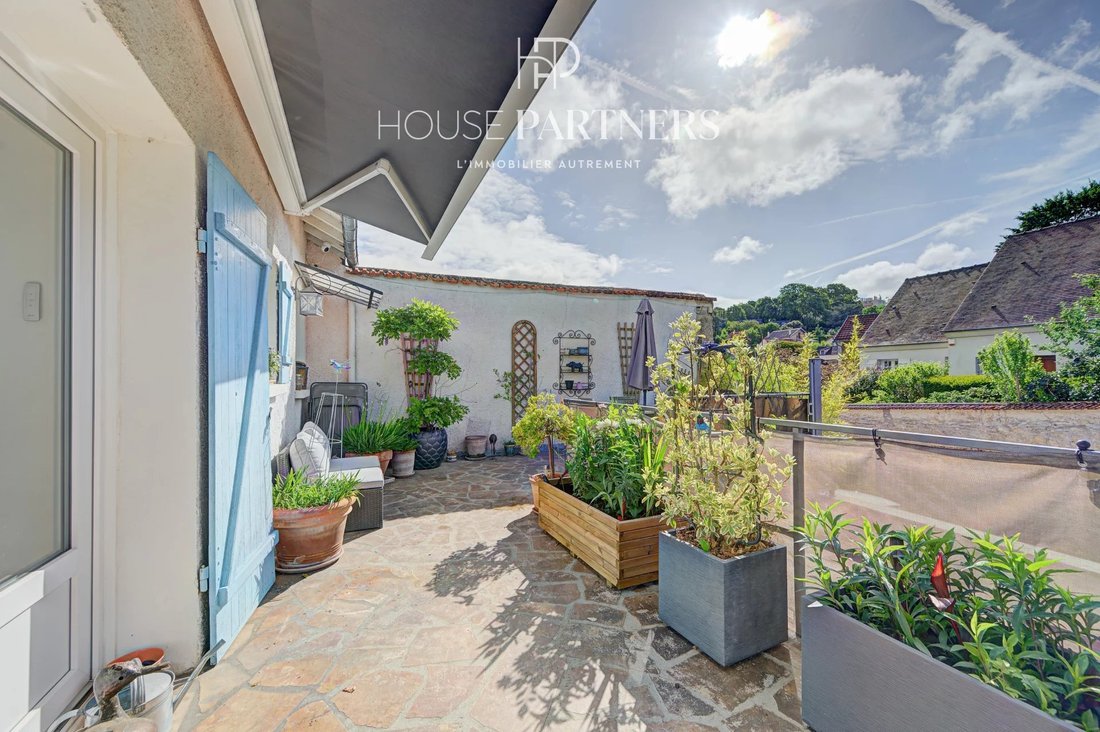 House in Marly-le-Roi, Ile-de-France, France 2 - 18099136