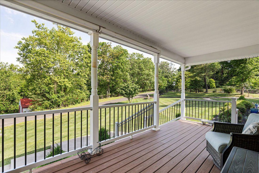 Marshall, Virginia, United States 5 - 17947810