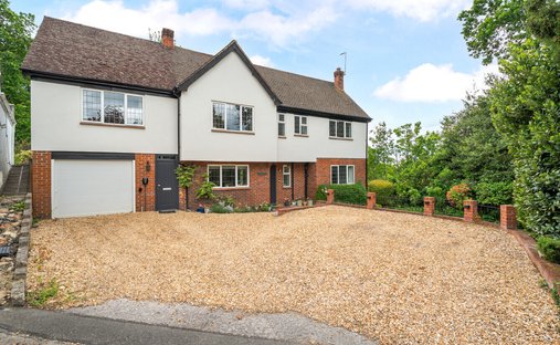 Casa a Hook Heath, Woking, Inghilterra 1