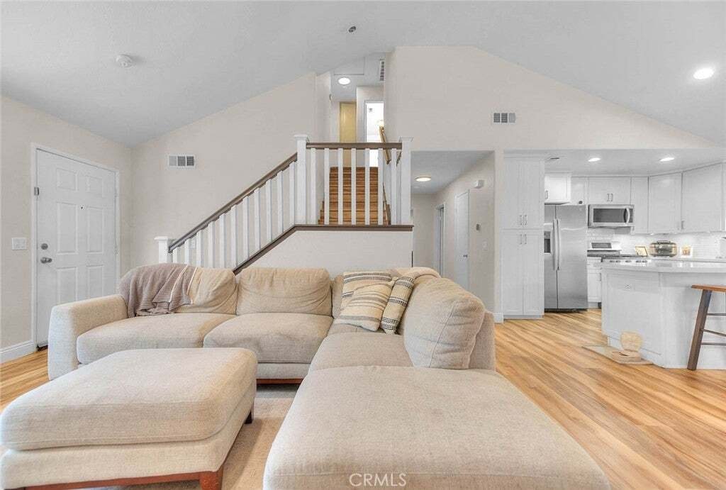 House in Chino, California, United States 3 - 18094648