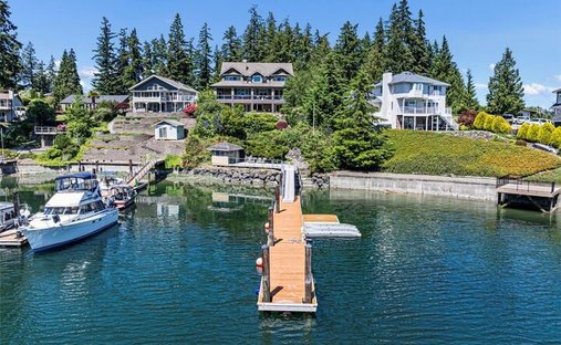 House in Fox Island, Washington, United States 1