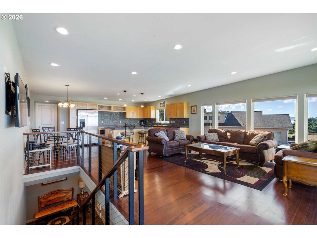 House in Tillamook, Oregon, United States 5 - 18095093