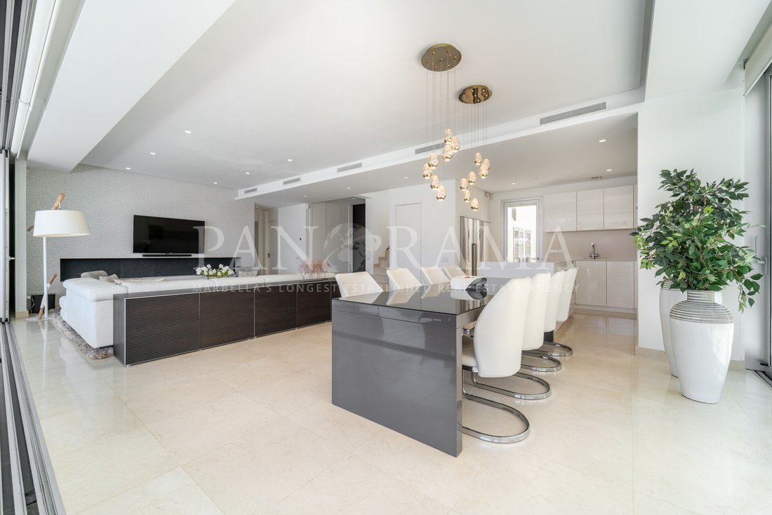 Villa in Rio Real, Marbella, Andalusia 4 - 18093461