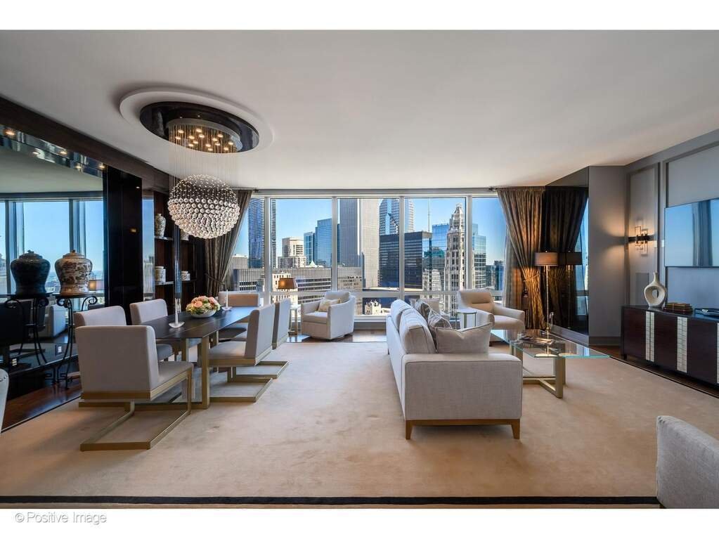House in Chicago, Illinois, United States 2 - 18104359