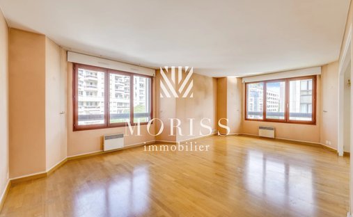 Apartment in Hôtel de Ville, Courbevoie, France 1
