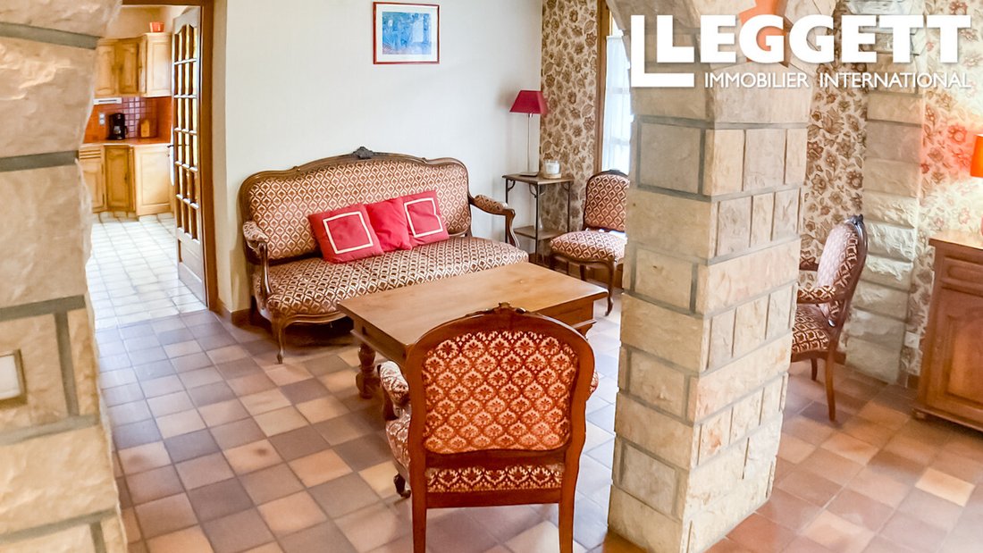 House in Châteauneuf, Auvergne-Rhône-Alpes, France 2 - 16826649