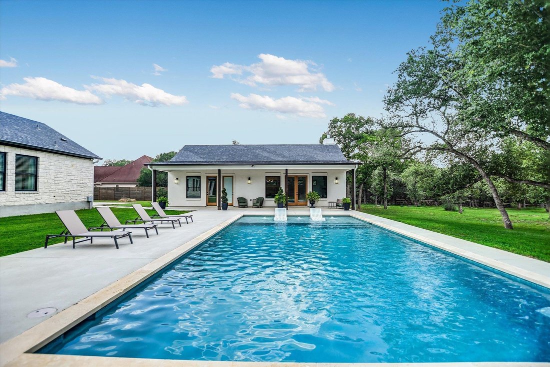 House in Buda, Texas, United States 5 - 18101206
