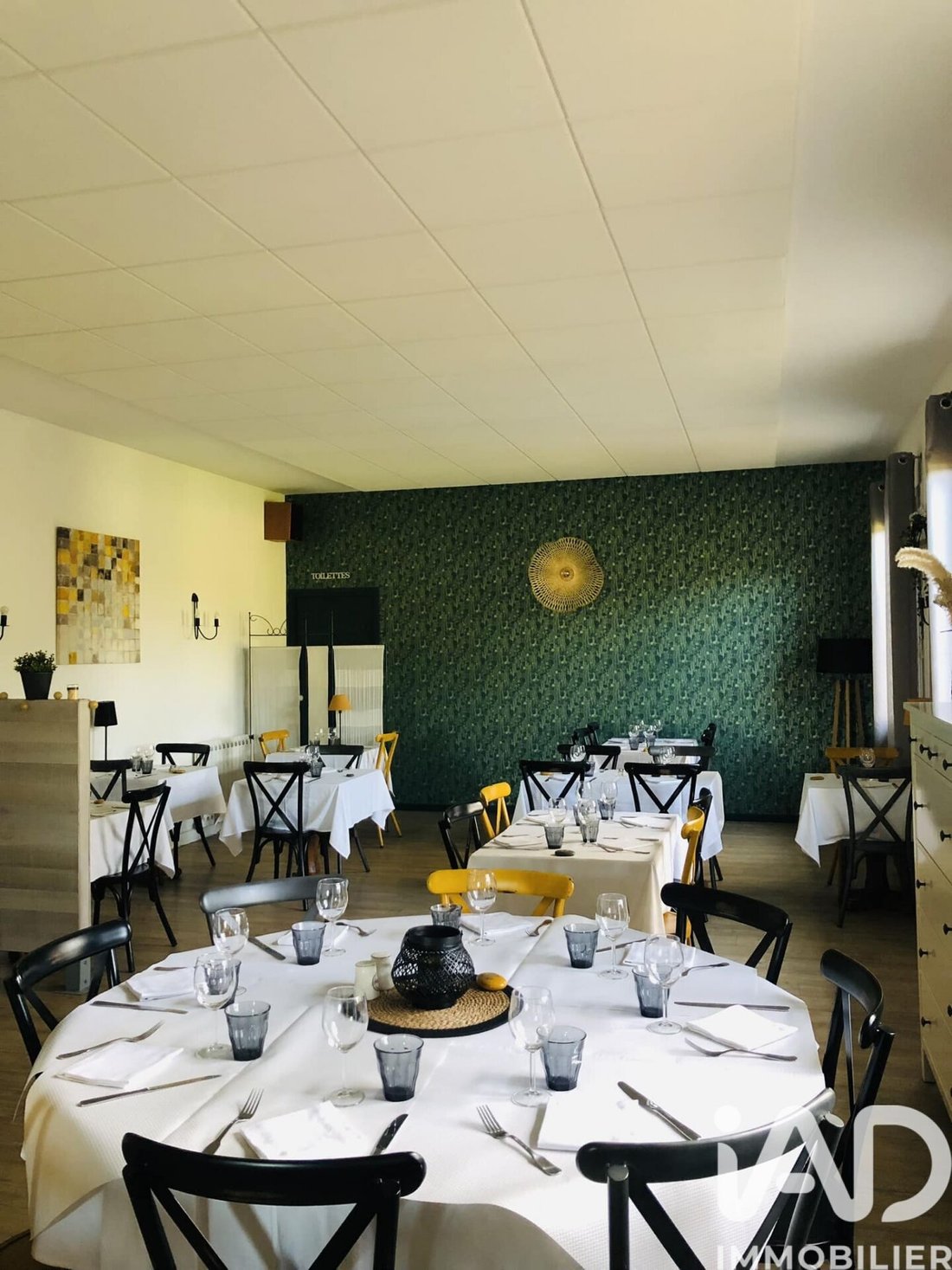 Galgon, Nouvelle-Aquitaine, France 2 - 18100147