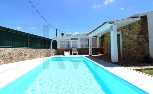 Townhouse in Carvoeira, Lisbon, Portugal 1