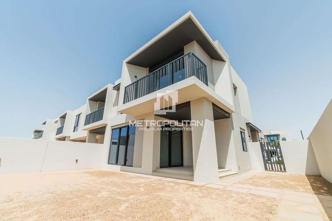 Villa in Al Furjan, Dubai, United Arab Emirates 1 - 18093907