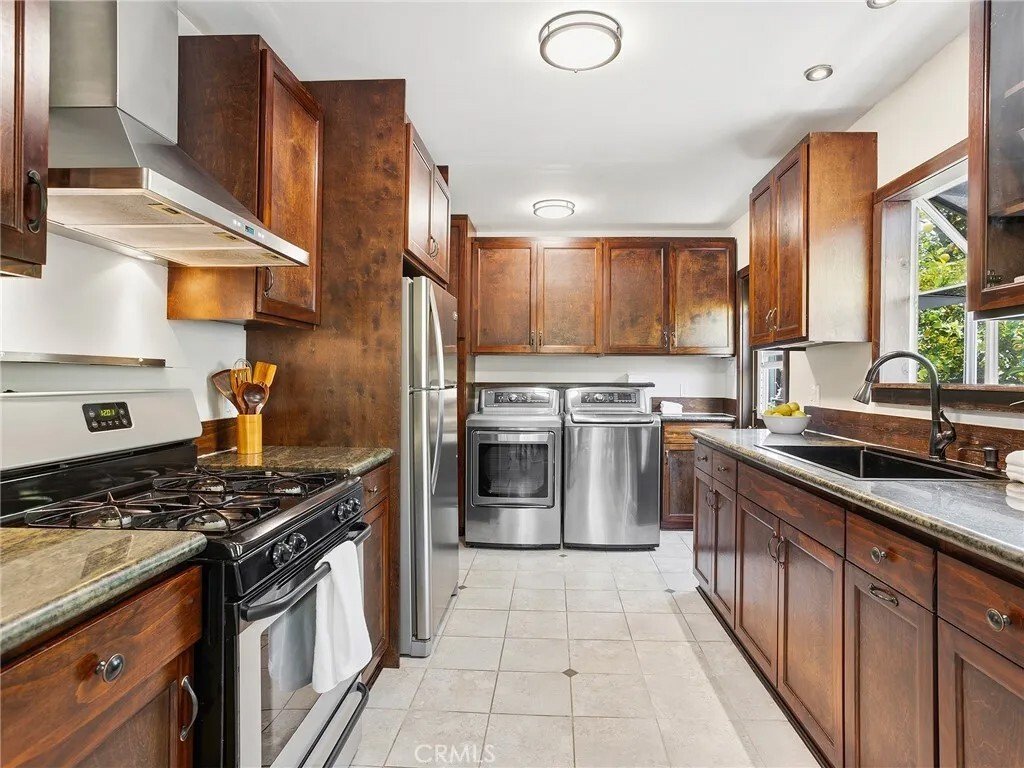 House in Los Angeles, California, United States 3 - 18091832