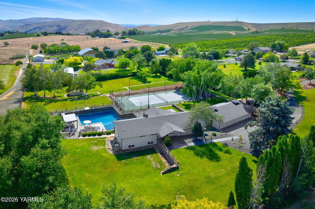 House in Selah, Washington, United States 3 - 18097813