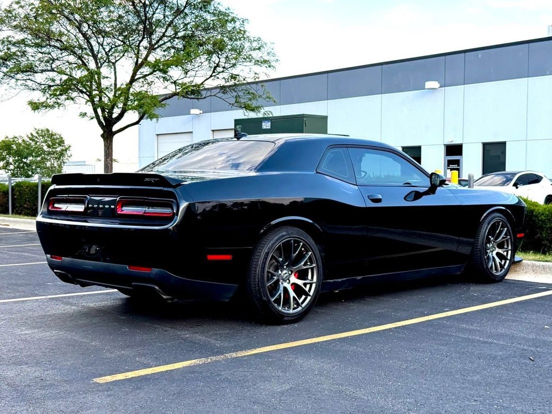 Coupe in Naperville, IL, United States 5 - 18099713