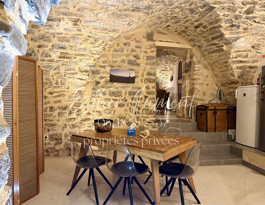 Autres à Anduze, Occitanie, France 1 - 18101815