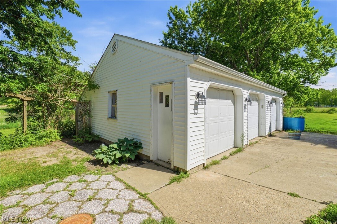 House in Rock Creek, Ohio, United States 5 - 18095466