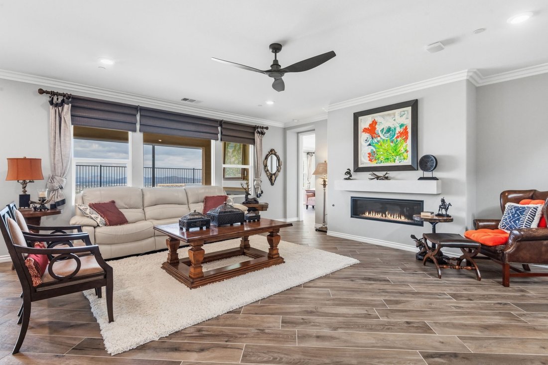 House in Corona, California, United States 4 - 18101684