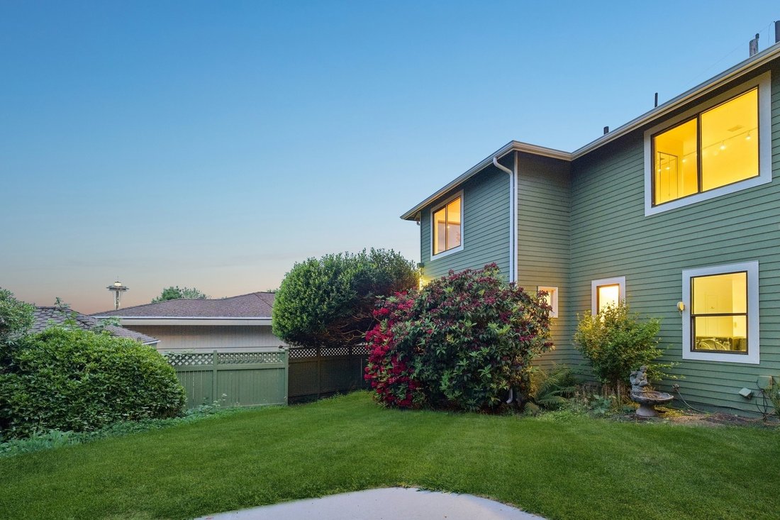 House in Seattle, Washington, United States 1 - 17568700