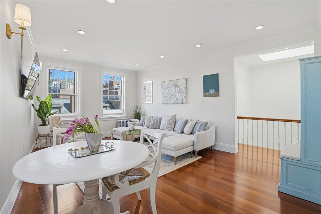 Condo in Boston, Massachusetts, United States 2 - 17943087