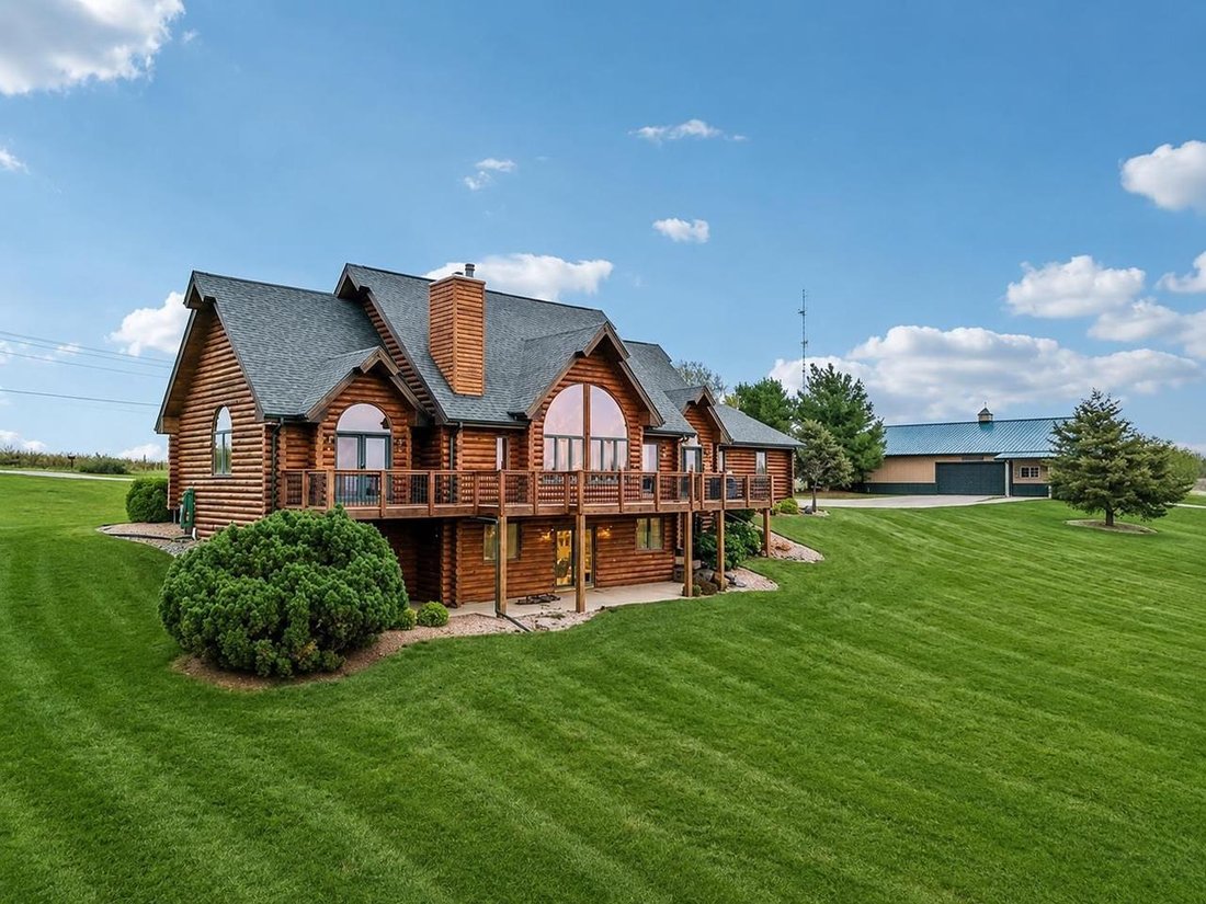 House in Dodgeville, Wisconsin, United States 2 - 17786630