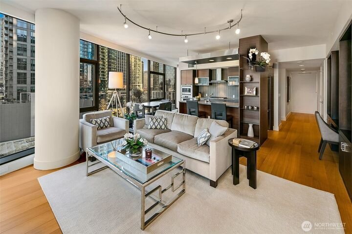 Condo in Seattle, Washington, United States 2 - 18104642