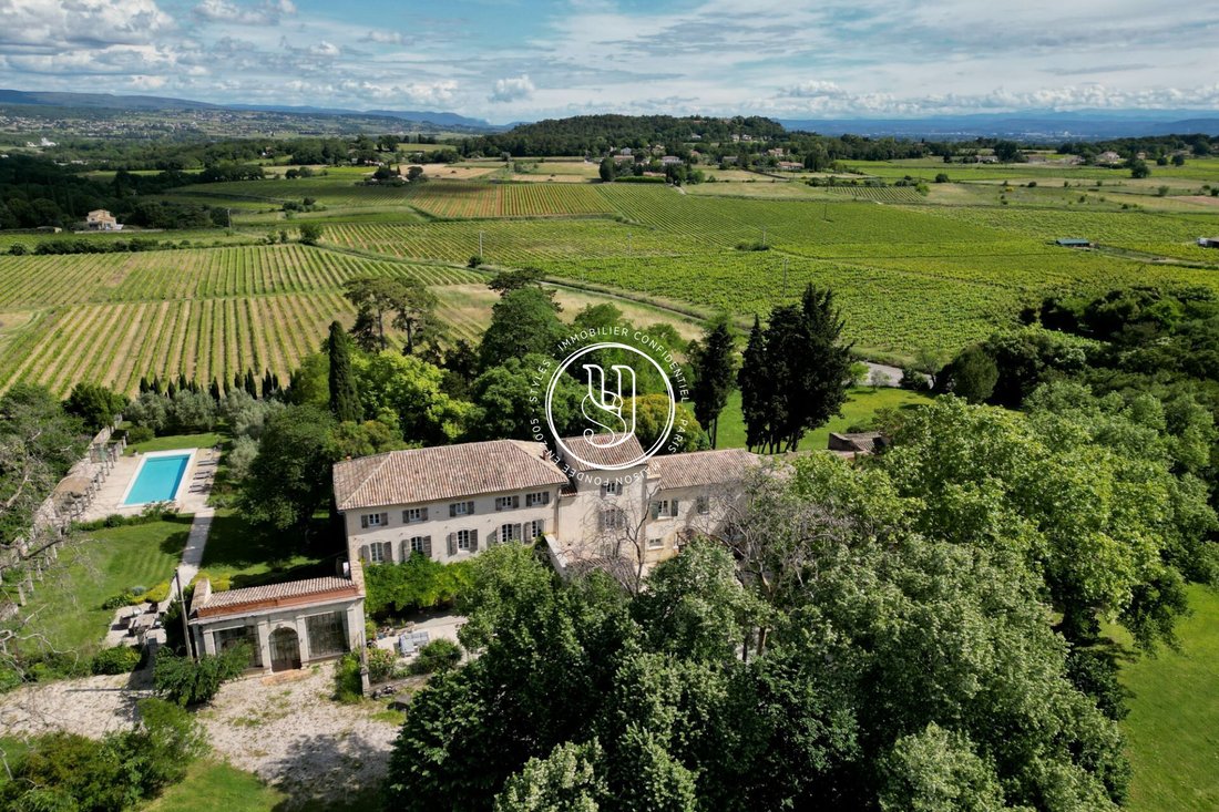 Villa in Uzès, Occitania, France 2 - 18093417