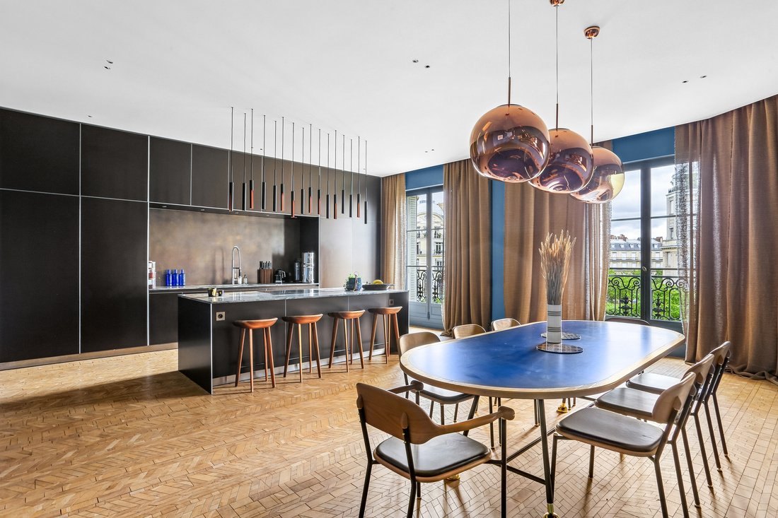 Apartment in Muette Nord, Paris 16e Arrondissement, Paris 4 - 18093306
