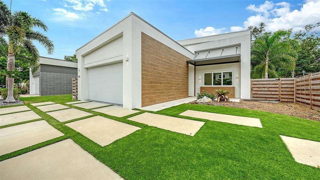 House in Sarasota, Florida, United States 2 - 18106925