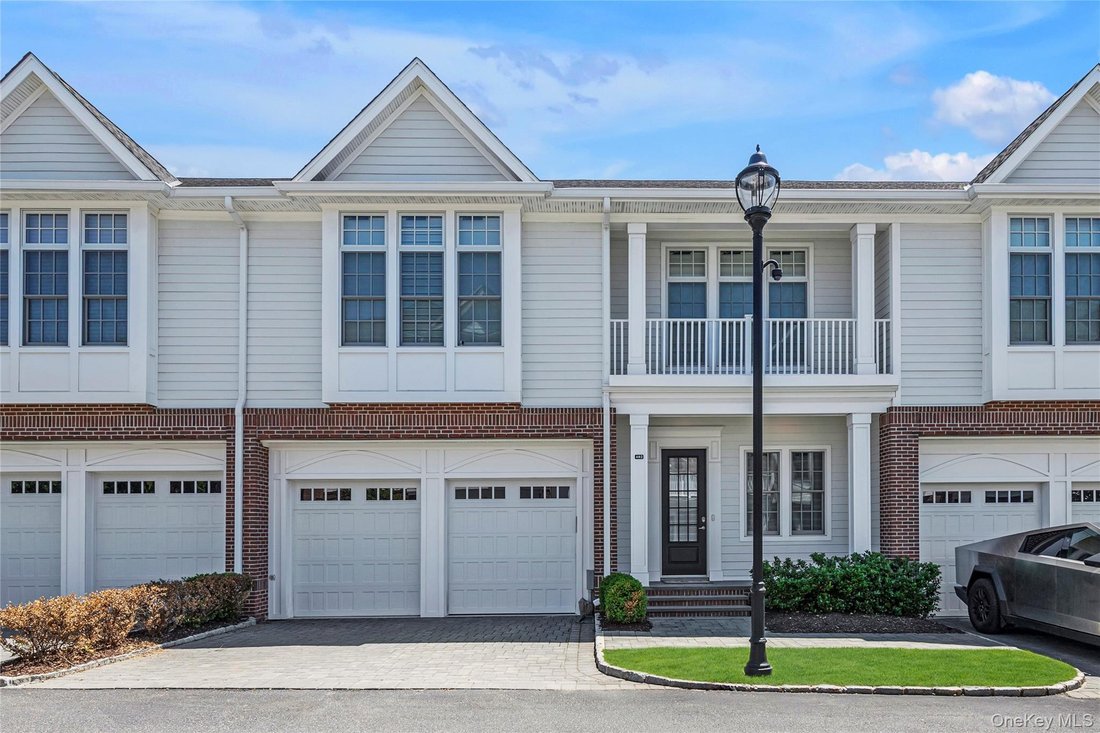 Condo in Roslyn, New York, United States 1 - 18047167