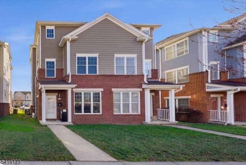 Condo in Newark, New Jersey, United States 1 - 18094328