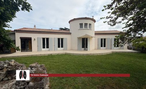 House in Est, Léognan, France 1