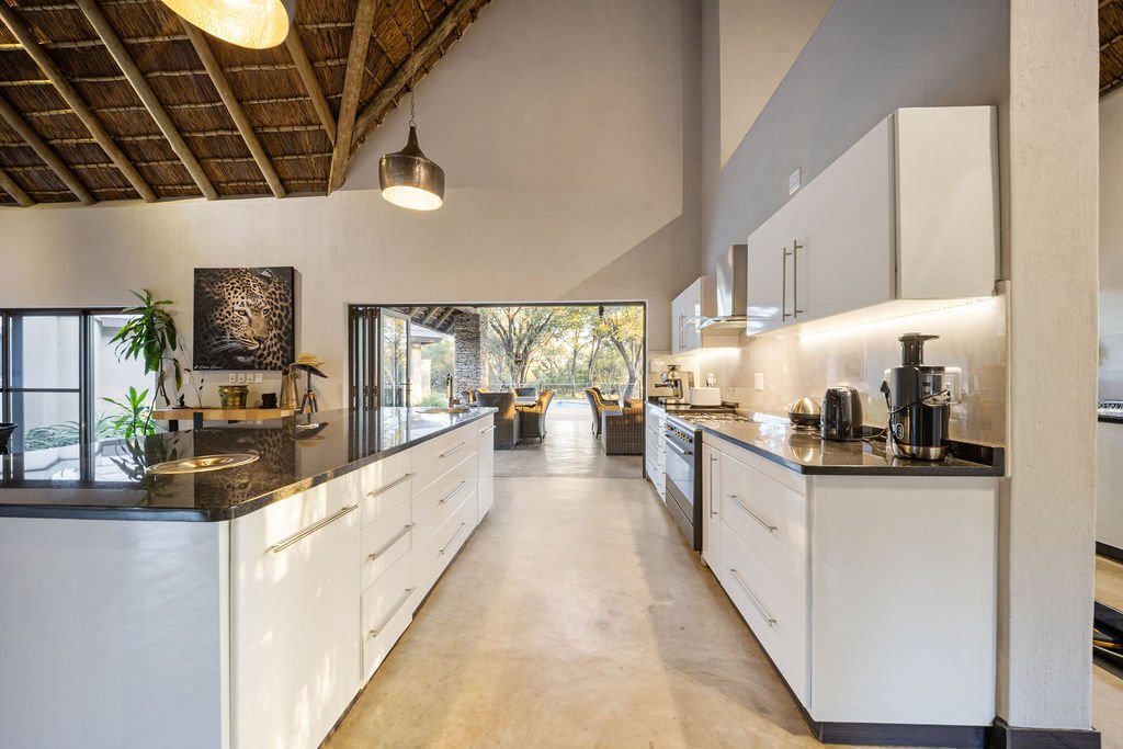 House in Hoedspruit, Limpopo, South Africa 3 - 18107163