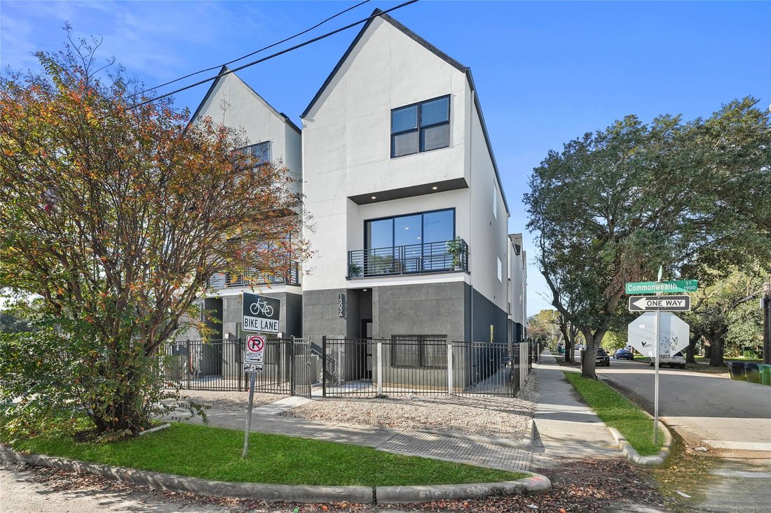 House in Houston, Texas, United States 3 - 18092825
