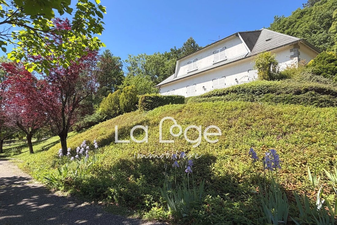 Villa in La Freissinouse, Provence-Alpes-Côte d'Azur, France 4 - 16908962