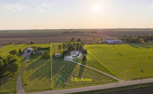 House in DeKalb, Illinois, United States 1