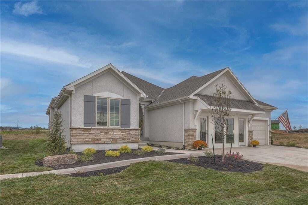 House in Overland Park, Kansas, United States 1 - 18107854