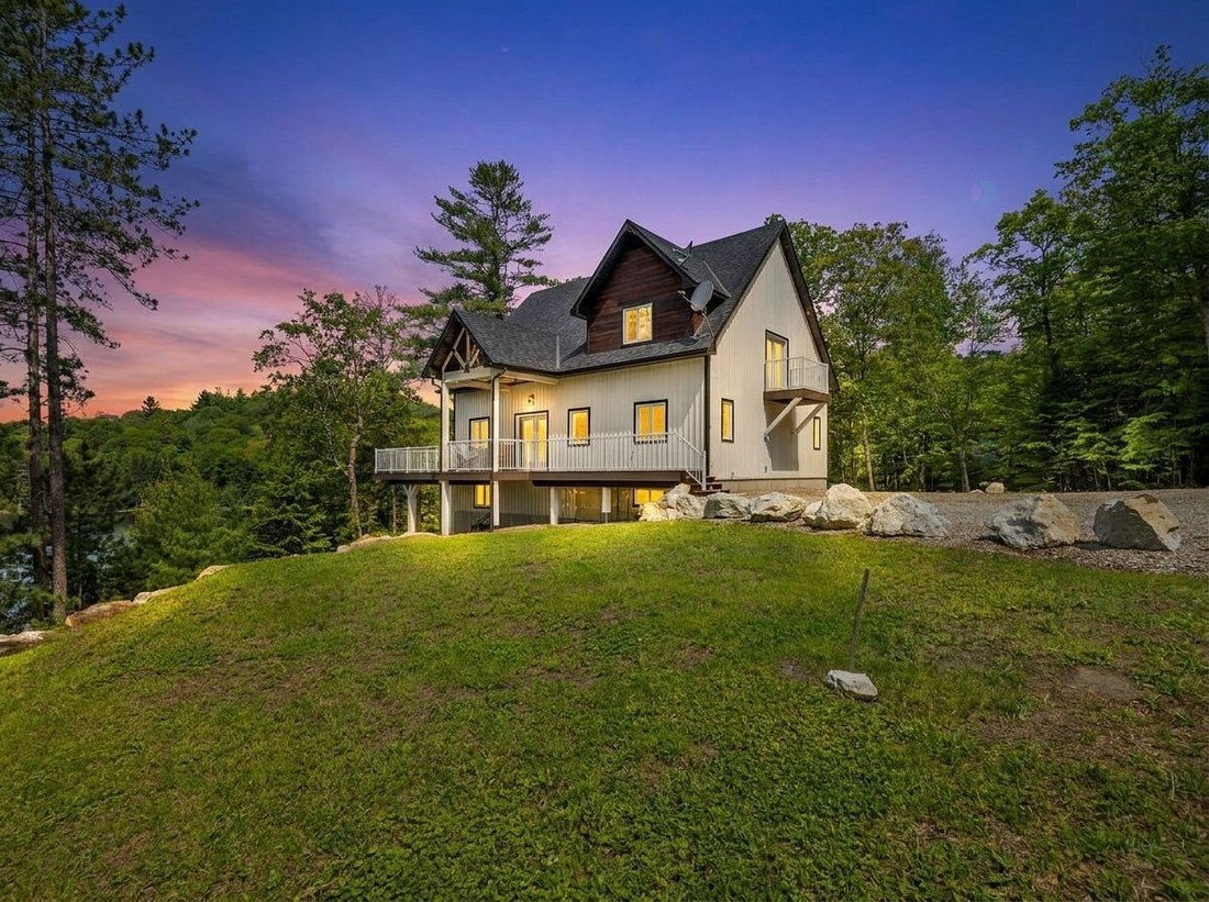 House in Bouchette, Quebec, Canada 2 - 18106331