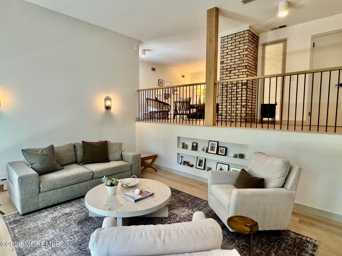 House in Holmdel, New Jersey, United States 4 - 18104109